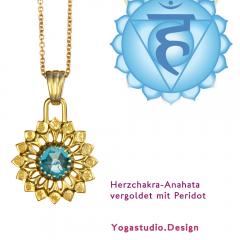 Yoga Chakra Halschakra Vissudha Anhänger vergoldet 20mm mit Topas